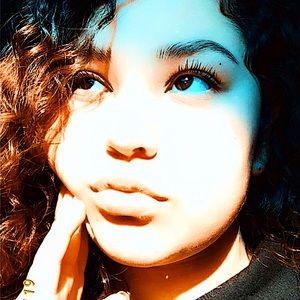 Meet your Posher, Isabella